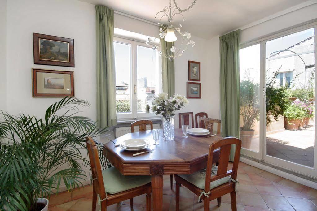 רומא Gambero Apartments מראה חיצוני תמונה